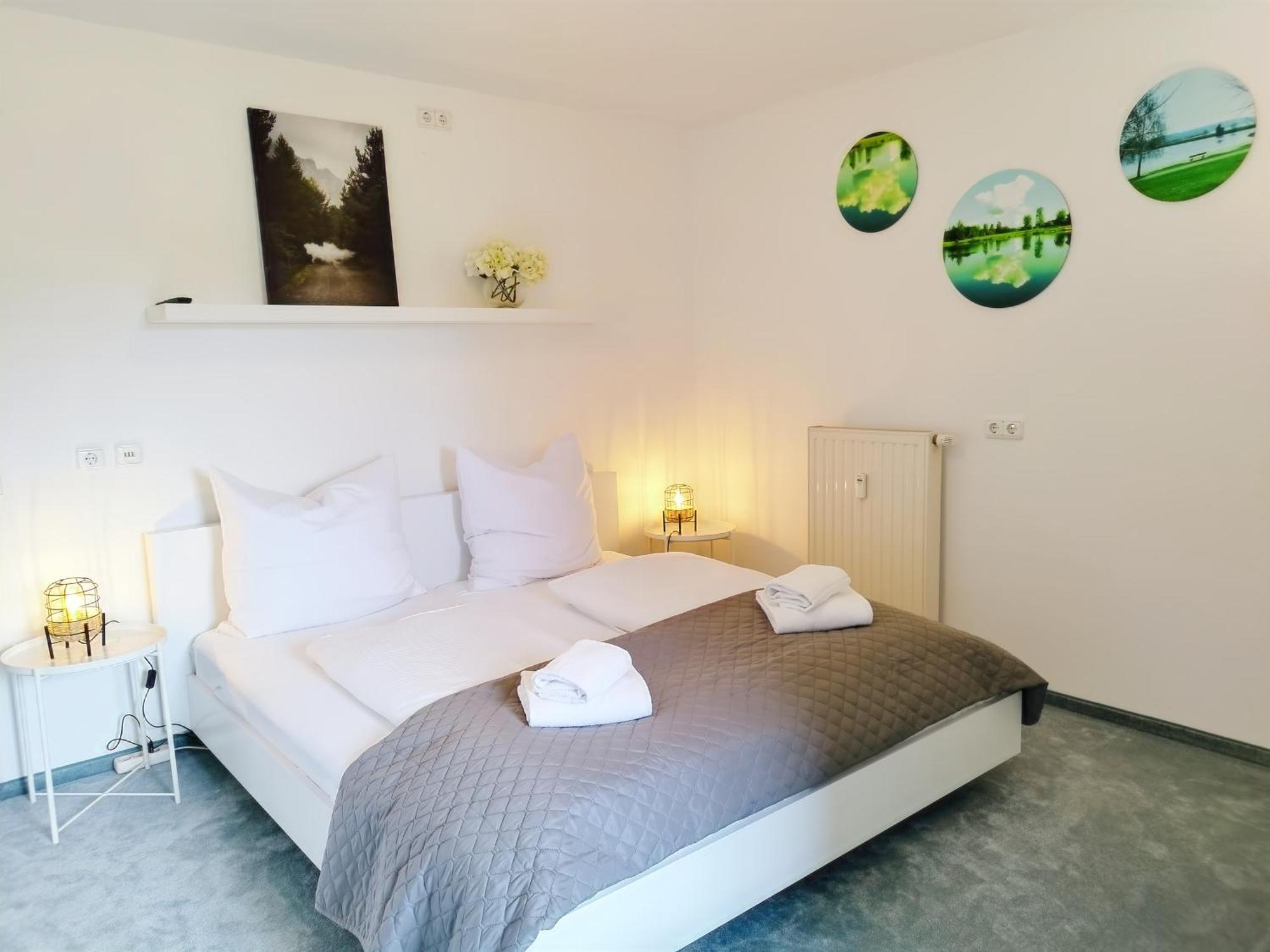 Seeblickapartment Fuer Bis Zu 12, Nuernberg & Schwabach In 30-35 Minuten Zu Erreichen, Sauna, Arbeitsplatz, Dachterrasse & Grill Spalt Buitenkant foto